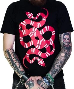 Dr Faust OMEN COLLECTIONNEW Diamond King Red Crawling Snake Black T-Shirt - Sutton